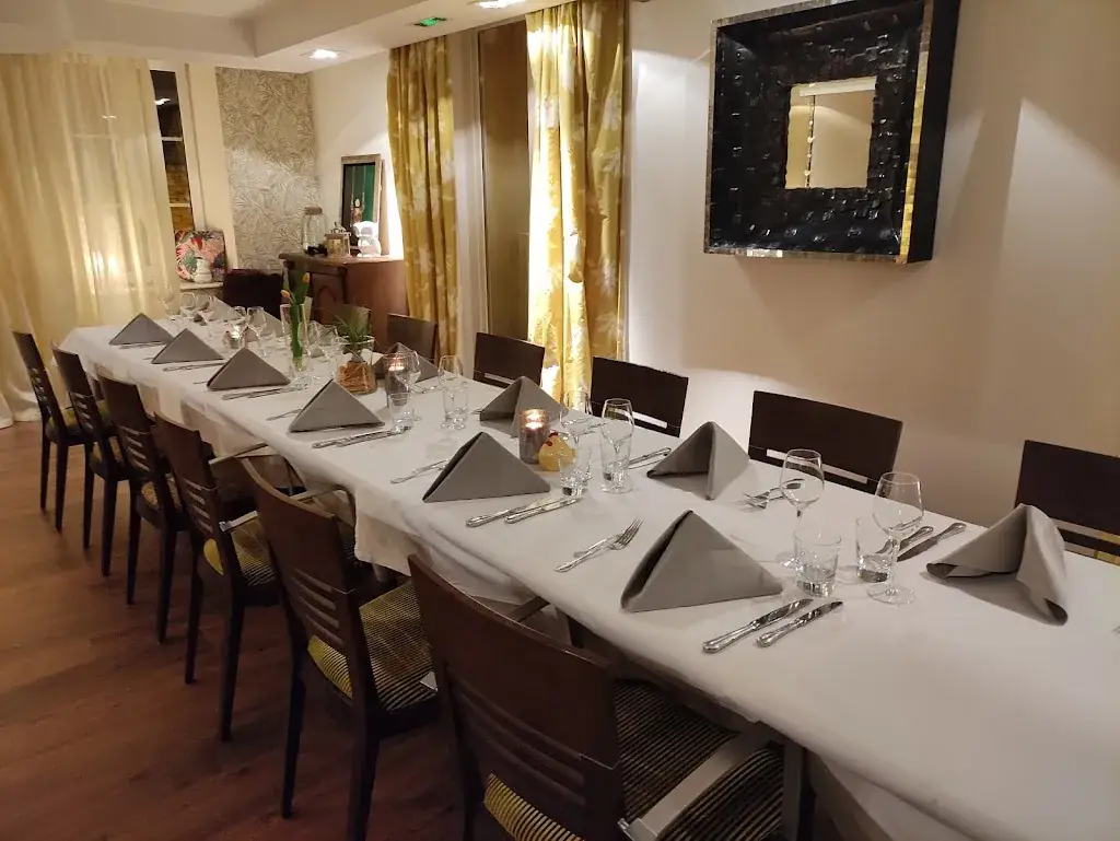 Hostellerie du Prieuré Restaurant in Saint-Quirin