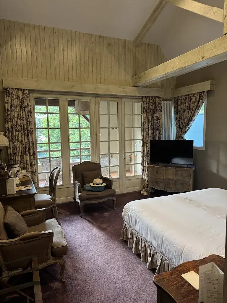 Benoit Sabourin_Le Moulin du Roc_Champagnac-de-Belair_review