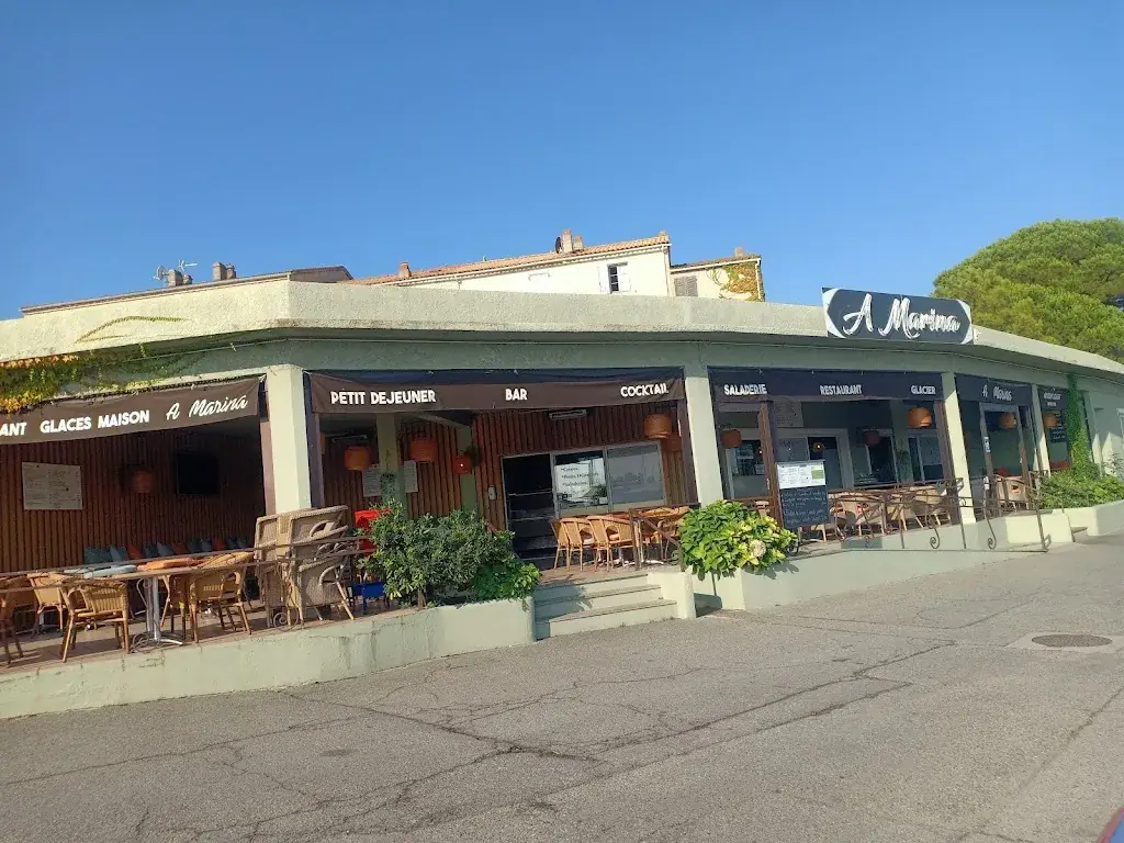 A Marina restaurant glacier_20145_slider_image_1