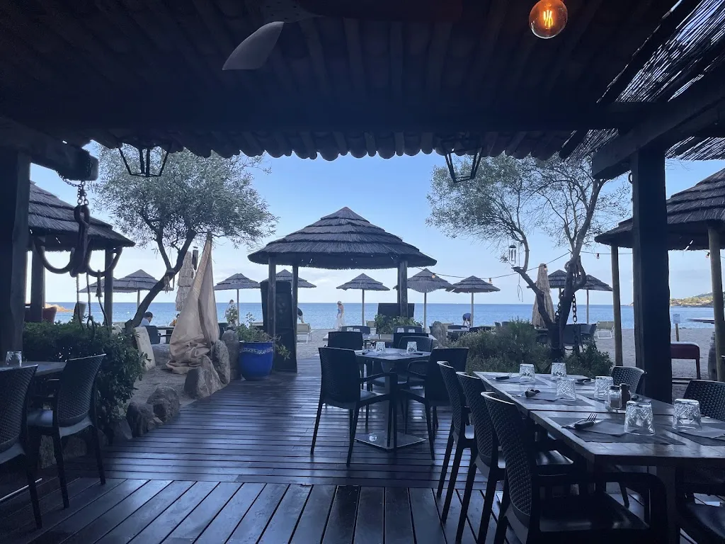 La Dolce Vita_Sari-Solenzara_slider_image_3