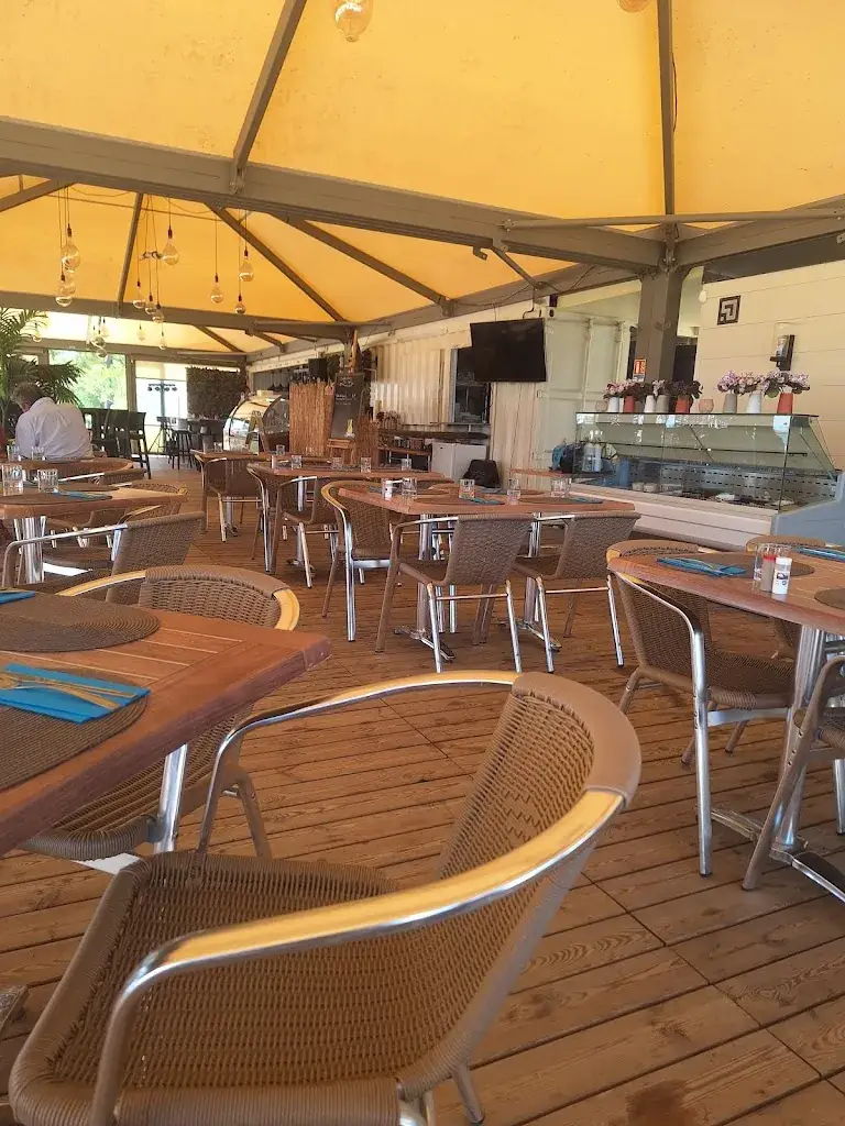 Francis Pacini_La Paillote_Solaro_review