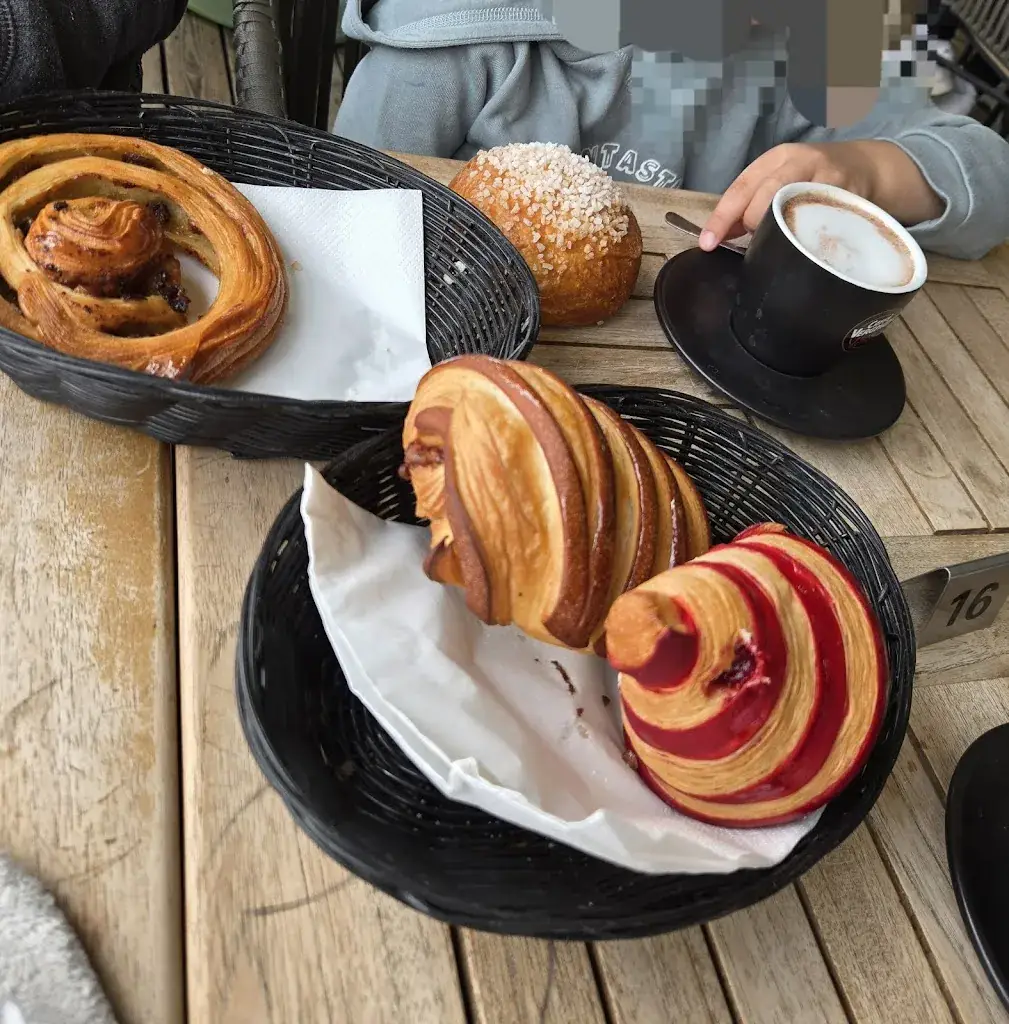 Boulangerie Banette_Sari-Solenzara_slider_image_3