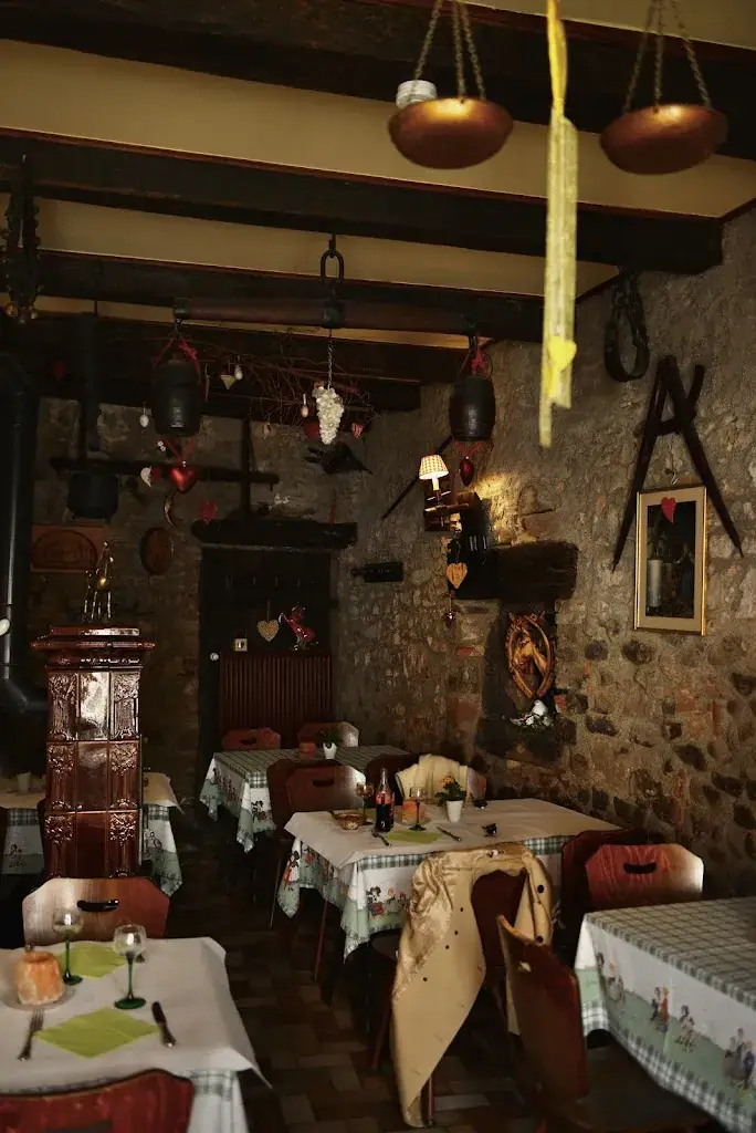 Iris Su_Caveau A L'Ancienne Ecurie_Ammerschwihr_review