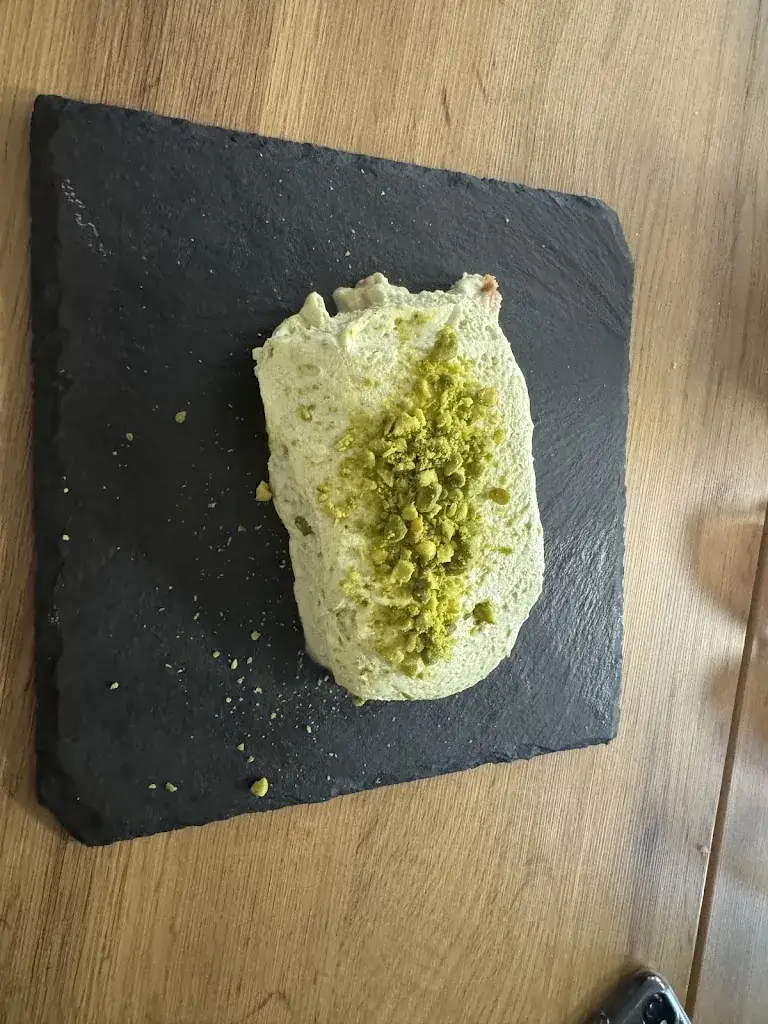 adnane souaf_Olive e origan_Kanfen_review