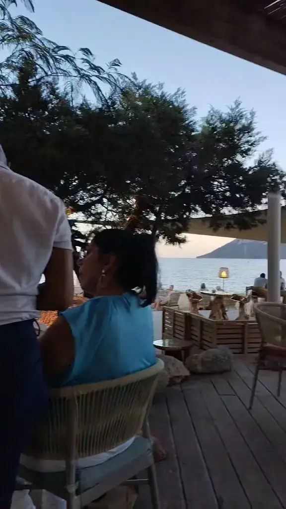 OMEA BEACH - Restaurant Bord de Mer Porto Vecchio_Porto-Vecchio_slider_image_2