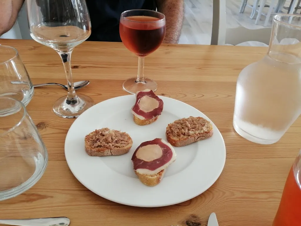 Sophie Durand_Ferme auberge - Un Gout de Nature - Masnet Nathalie_Condat-sur-Trincou_recensione