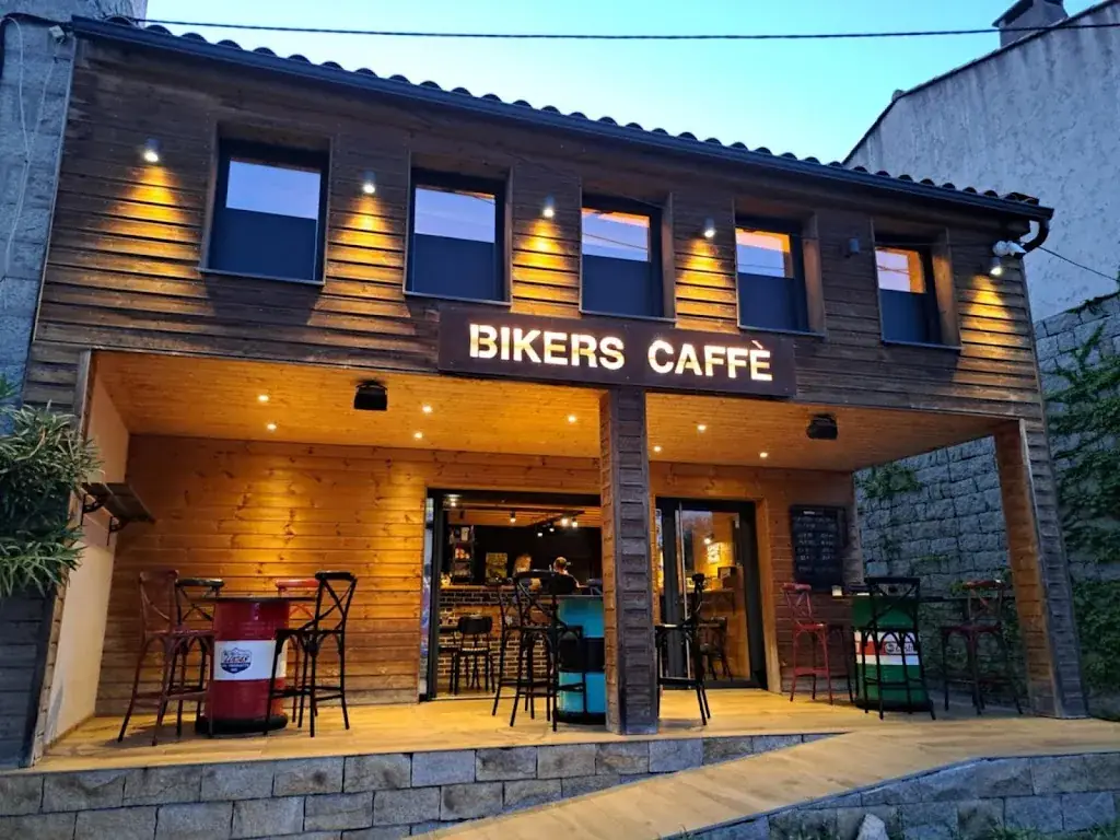 Bikers Caffè_Porto-Vecchio_slider_image_3