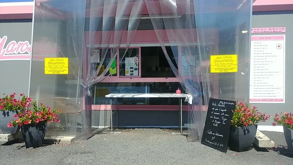 La Galinette restaurant in Ydes