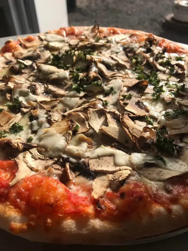 La Galinette_Ydes_slider_image_2