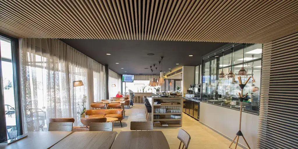 Guest_Porto-Vecchio_slider_image_1