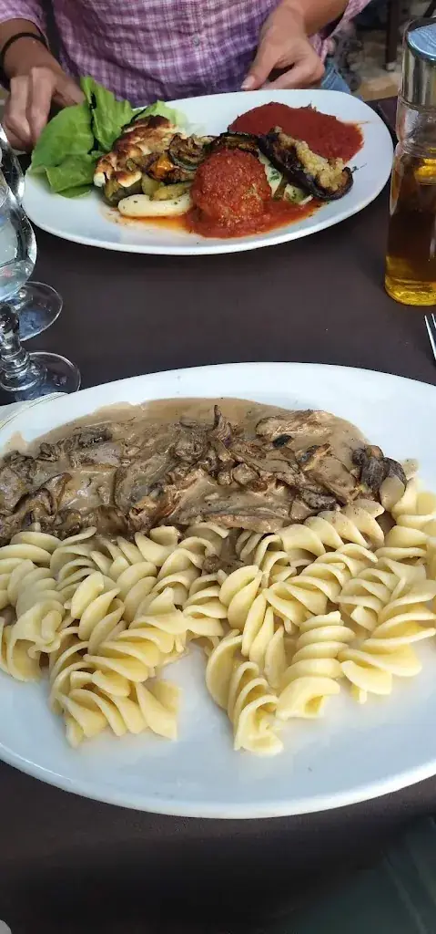 Axel Caesar_La Cantinetta_Porto-Vecchio_review