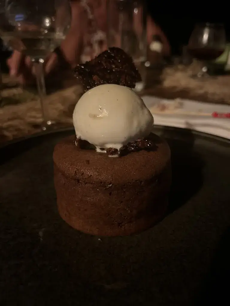 Cecilie Frost Traberg-Larsen_Le Fort_Porto-Vecchio_review