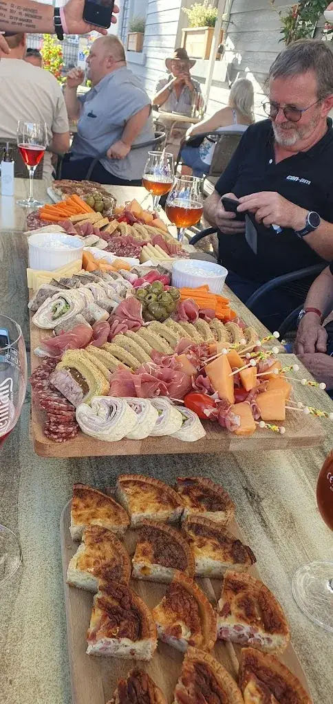 Michel Dedourge_Restaurant Brasserie le Point Central Arches_Arches_recensione