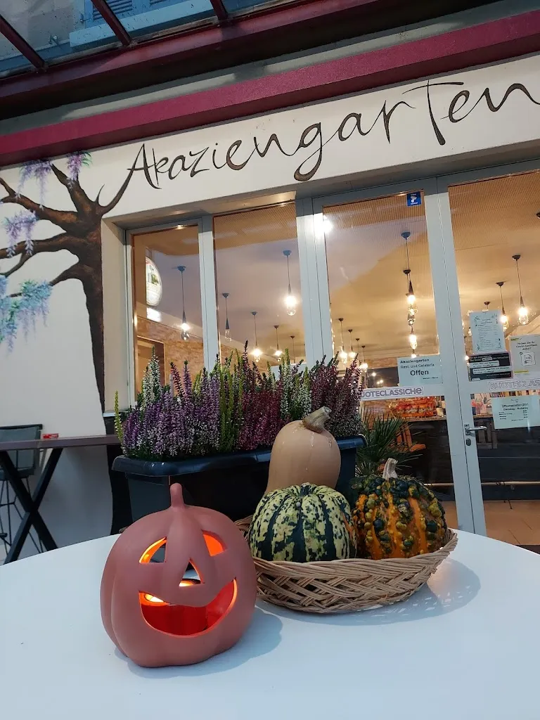 Cafe Restaurant Akaziengarten_Altdorf_slider_image_1