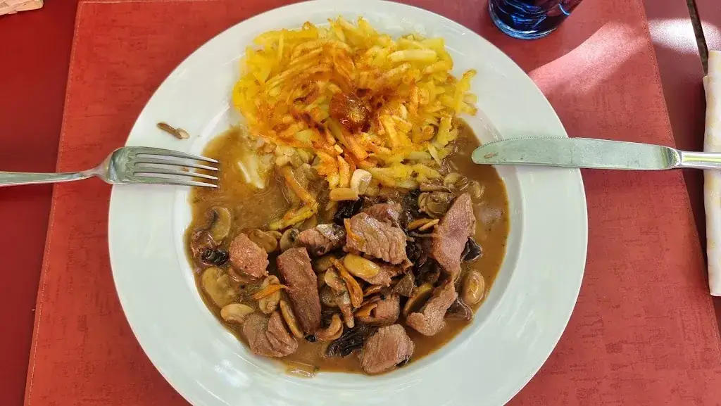 Adel Merkez_Schützenmatt_Altdorf_review