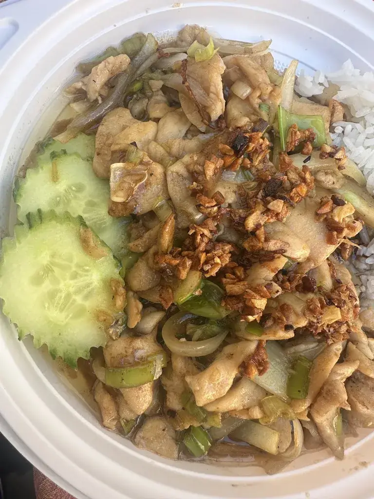 E's Thai Away_Altdorf_slider_image_1