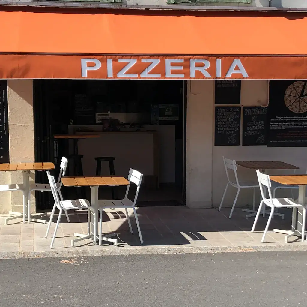 Pizzeria Dell'Acqua restaurant in Champs-sur-Tarentaine-Marchal