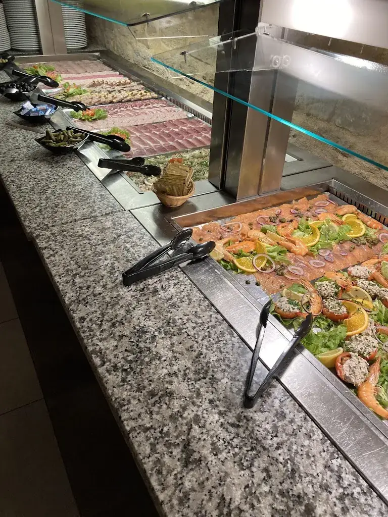 Tomás Alberto Chang Pico_Restaurant Le Gaulois & Rôtisserie - Hayange - Traiteur - Vente en ligne - Menus et Plats à emporter_Hayange_review