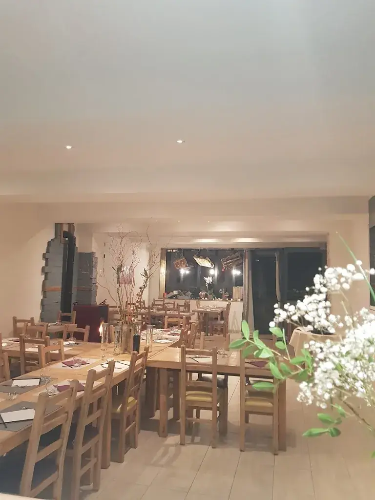 N'Autre MOnde Champagne au Mont d'Or_Champagne-au-Mont-d'Or_slider_image_1