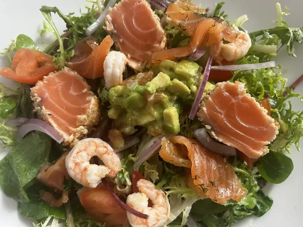 O Platanes_Champagne-au-Mont-d'Or_slider_image_2