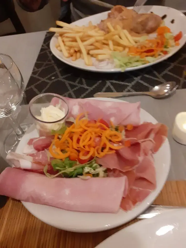 Claudia Borkowsky_À la Po'pote - Île du Rhin_Biesheim_review