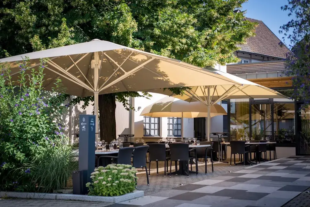 Hôtel Restaurant Groff Aux Deux Clefs - Logis Hôtels restaurante en Biesheim