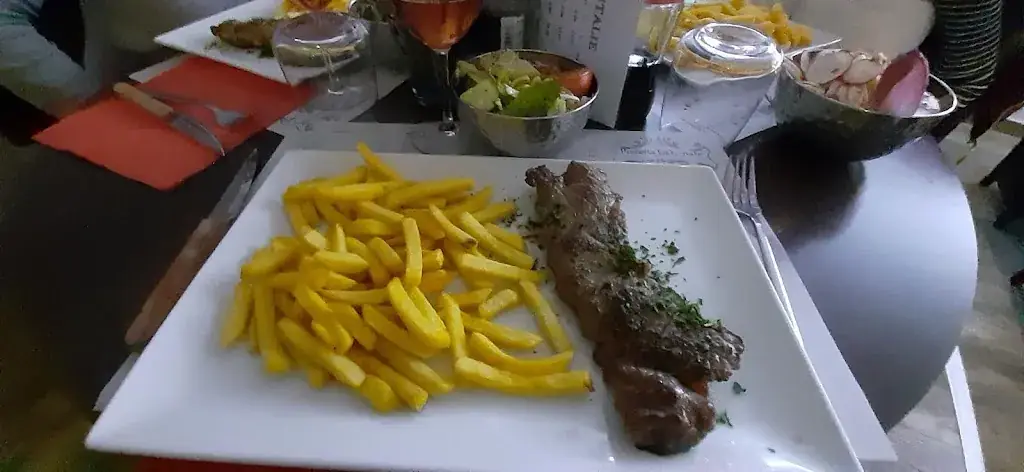 LA LUNATE restaurant pizzeria_Neuf-Brisach_slider_image_2