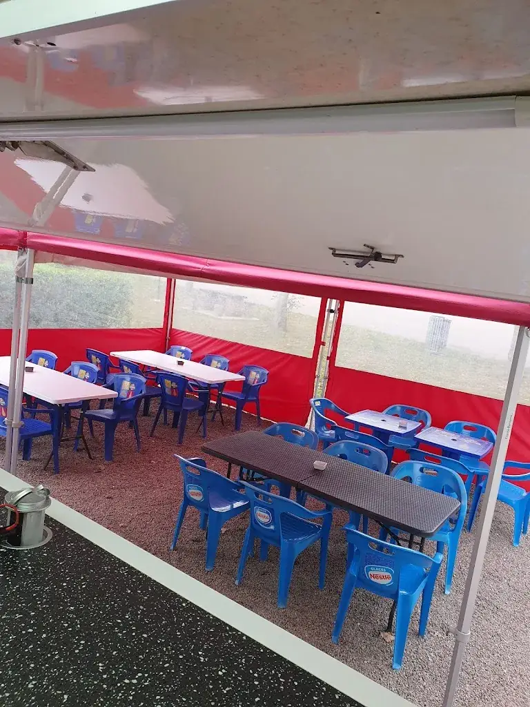 CHEZ L'DOM_Arcis-sur-Aube_slider_image_2