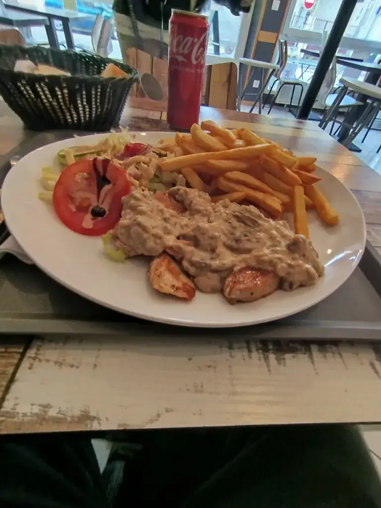 Filooze_Le petit Thomas_Auboué_review