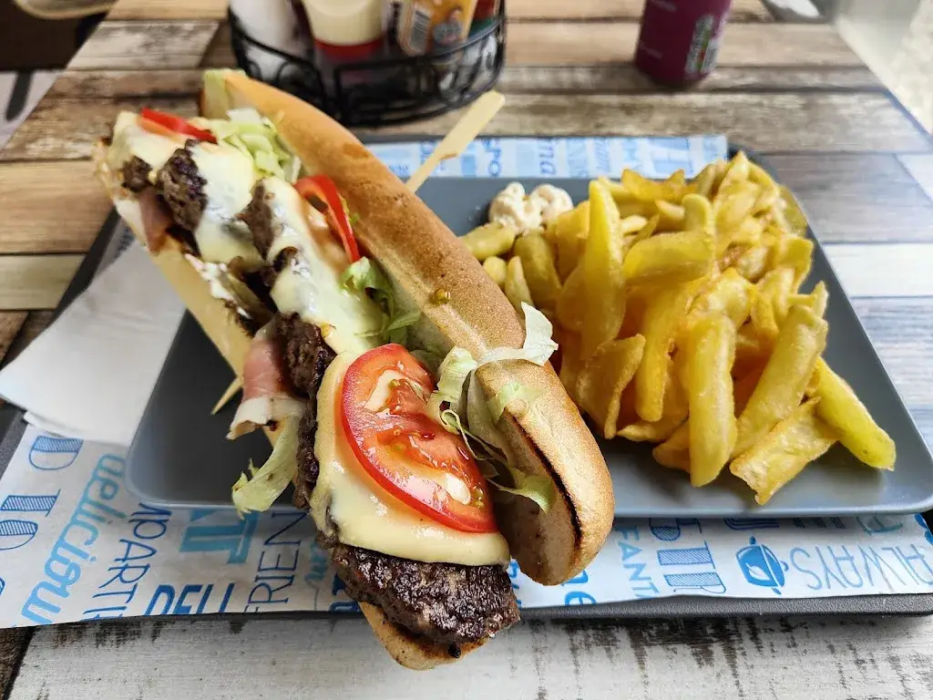 Le petit Thomas_Auboué_slider_image_3