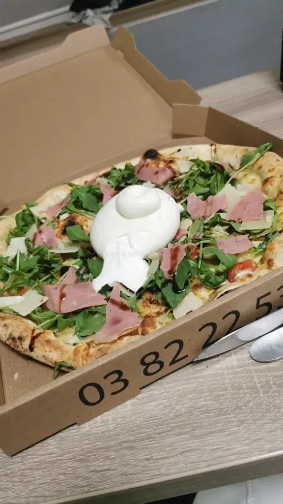 Délipizza_Auboué_slider_image_2