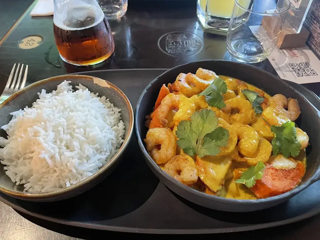 Ulf Harrysson_Au Bureau - Pub et Brasserie_Amnéville_recensione