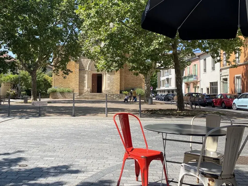 Le Rouge-Gorge Restaurant in Champagne-au-Mont-d'Or