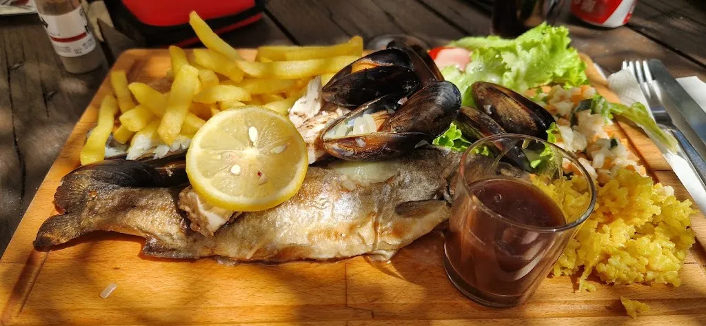 Sabine Kilgus_La truite au bleu&restaurant&bar_Attigny_review