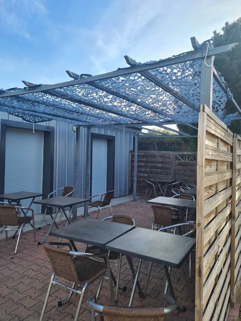 La Guinguette restaurant in Tallende