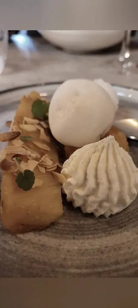 L'Apostrophe_Champeix_slider_image_2