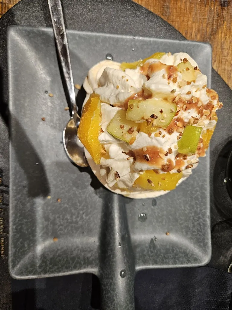 Claire Antoine_Le Local_Dogneville_review