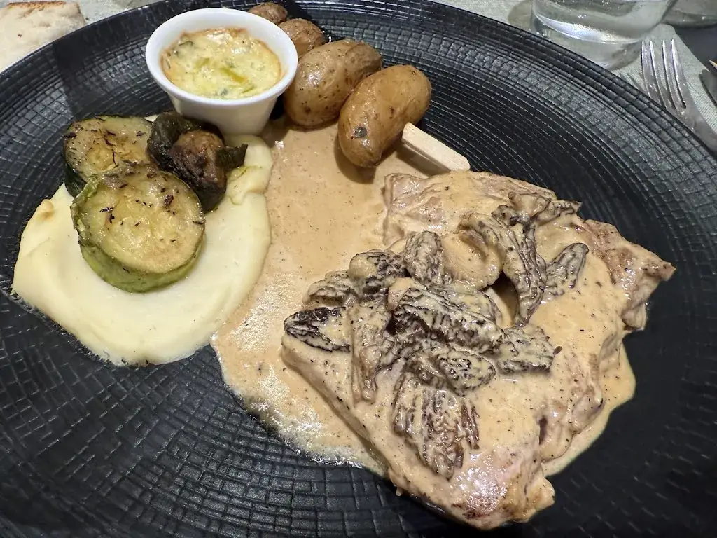 Ben G_La Renaissance_Baccarat_review