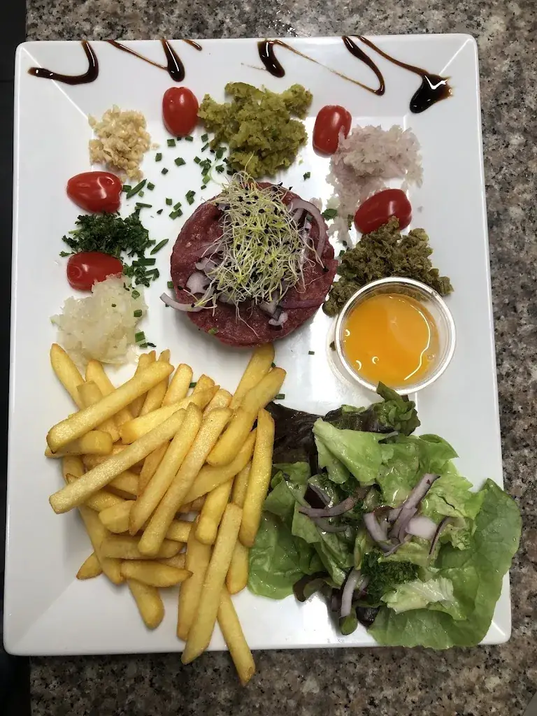 RESTAURANT - BRASSERIE BACCARAT / BRASSERIE DE LA BONNE DAME 🍽️ 🥗🍻_Baccarat_slider_image_2