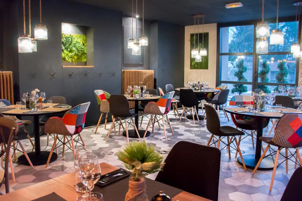 Le Bœuf et l'Epi Restaurant in Ay-sur-Moselle