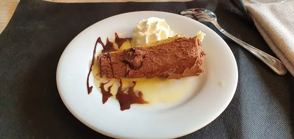 Auberge Lorraine_Ay-sur-Moselle_slider_image_1