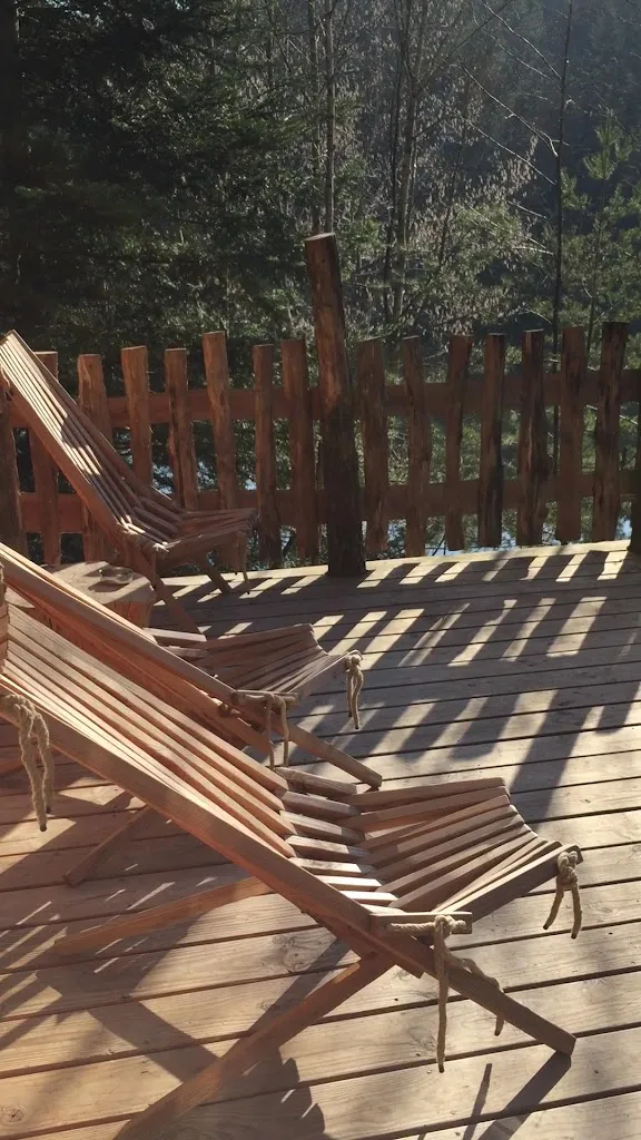 Les Cabanes du Lac de Pierre Percée restaurant in Badonviller