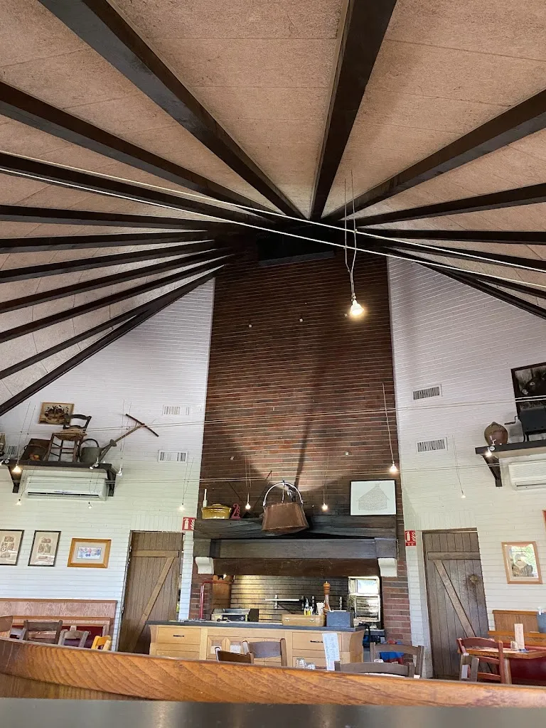 Antoine Couve_Courtepaille_Chanas_review