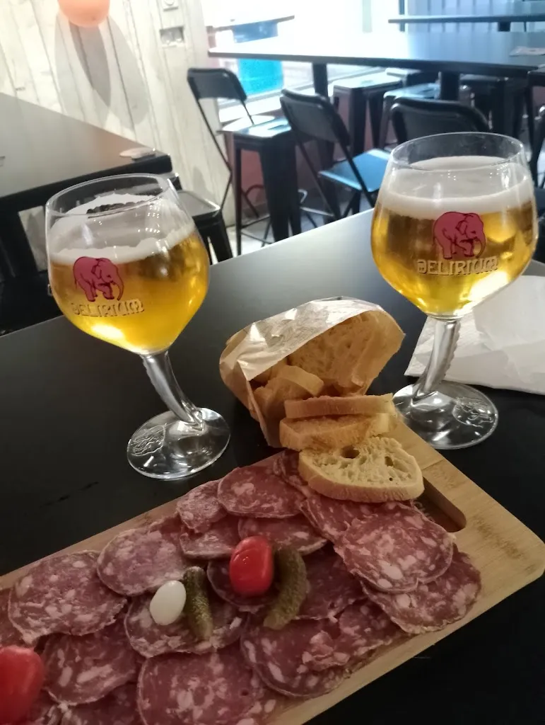 Le Cap's Chanas_Chanas_slider_image_3