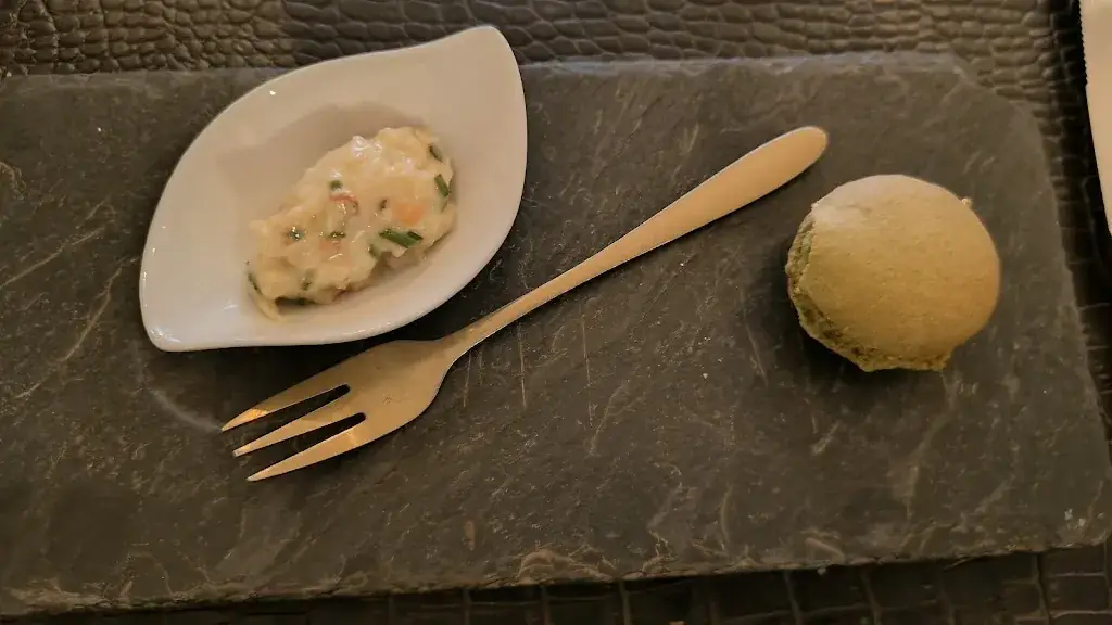 Azur_Chez Toshi_Charleville-Mézières_review