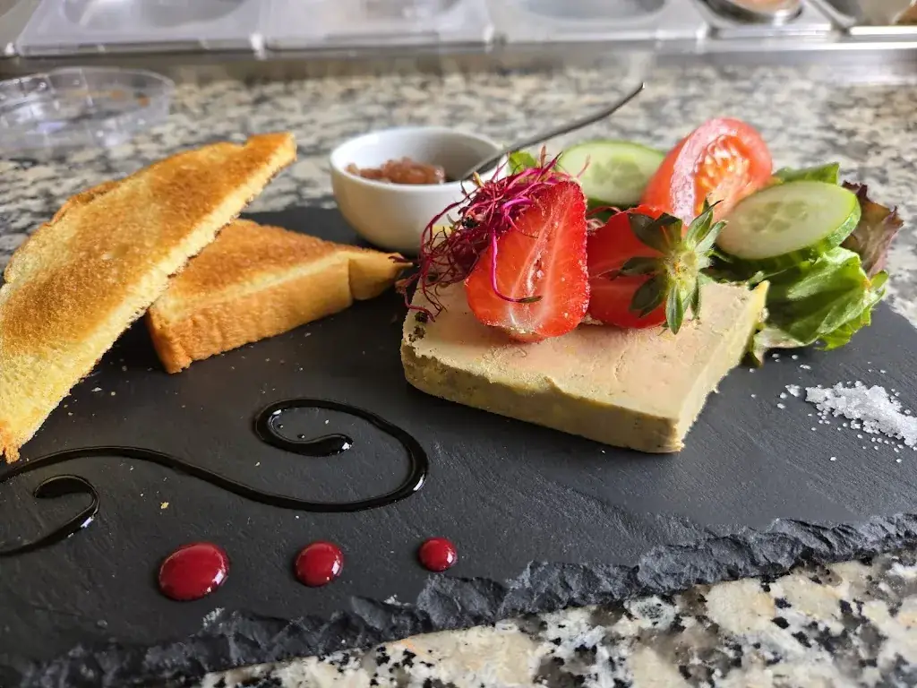 Le Pichet_Ayvelles_slider_image_2