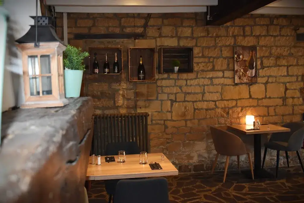 Le Pichet_Ayvelles_slider_image_3