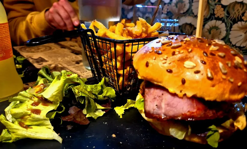 Aux 3 Balais_Charleville-Mézières_slider_image_3