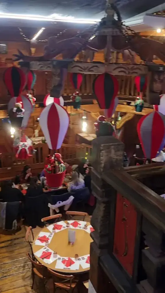 Lorraine Craig_Le Galion_Charleville-Mézières_review