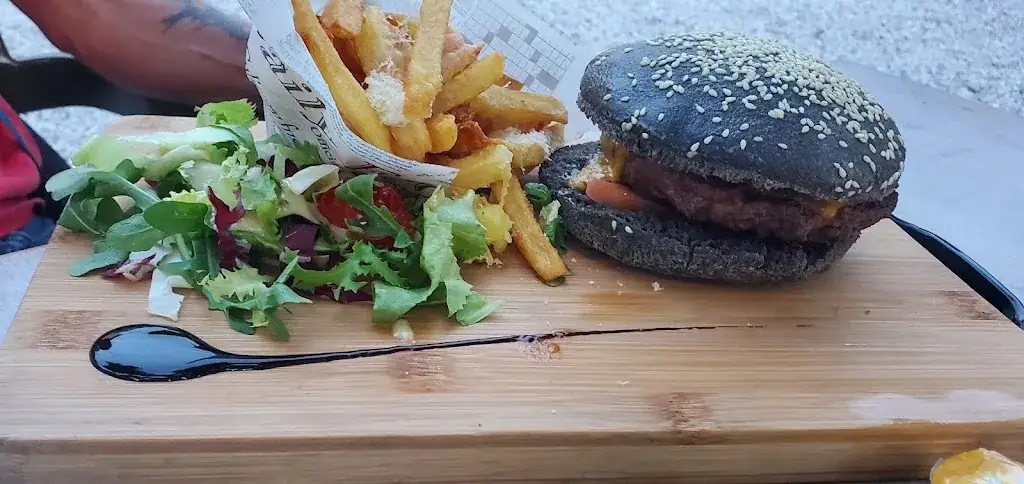 Menu_Restaurant @ Hôtel-Restaurant Le Baron_Crémieu_image_6